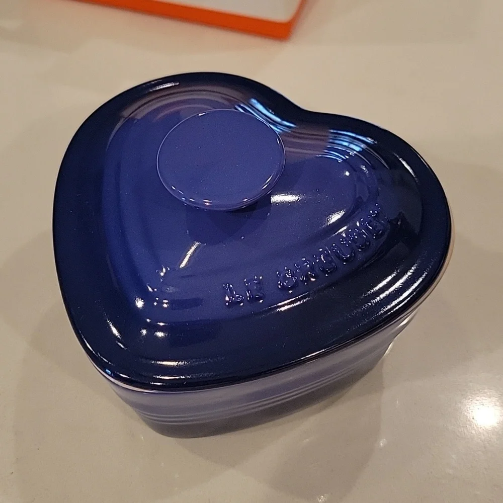 Le Creuset Cobalt Blue / Marseille Blue Heart Ramekin